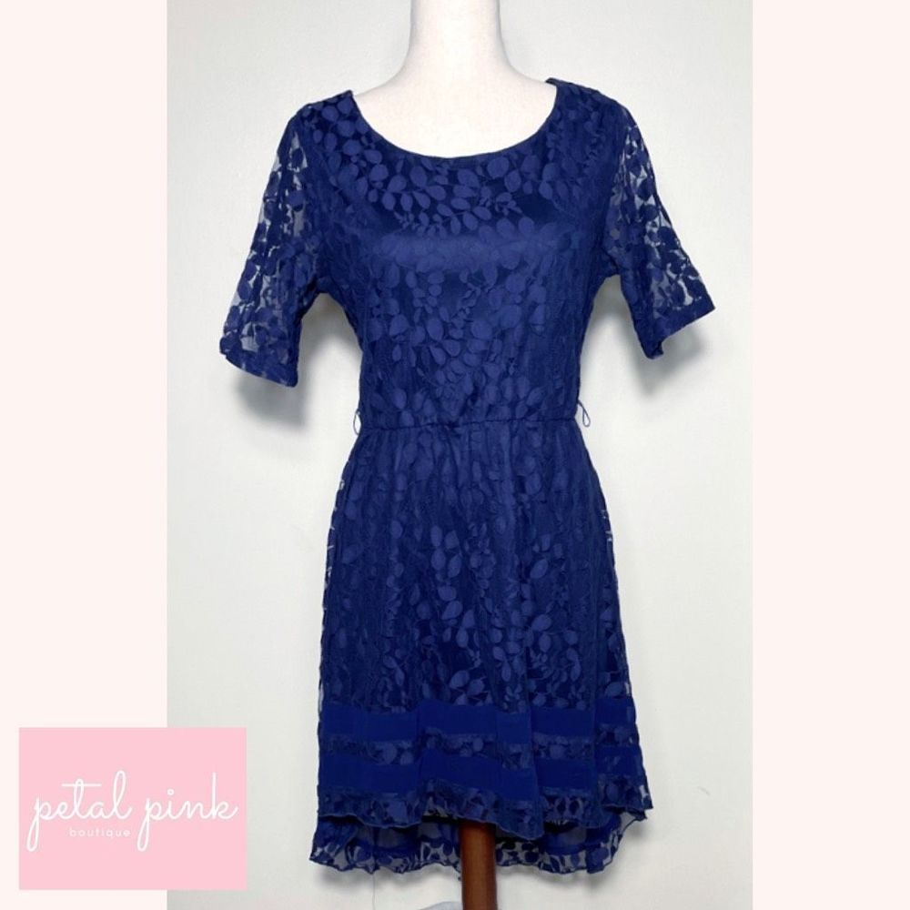 2/$8 🎈SIZE LARGE | MY MICHELLE Blue Stretch Lace High-Low Dress Scoop Neck